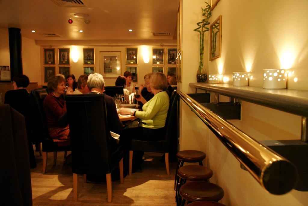 The Pipers' Tryst Hotel Glasgow Ngoại thất bức ảnh